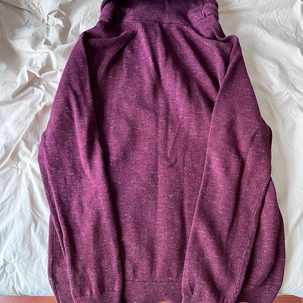 Express Sweater - Picture 3 of 3
